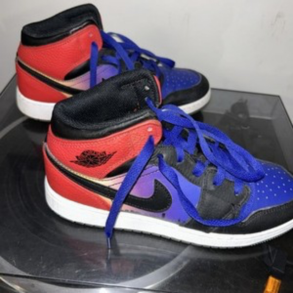 Air Jordan 1 Mid SS GS Skyline DX4379-400 youth size 5.5